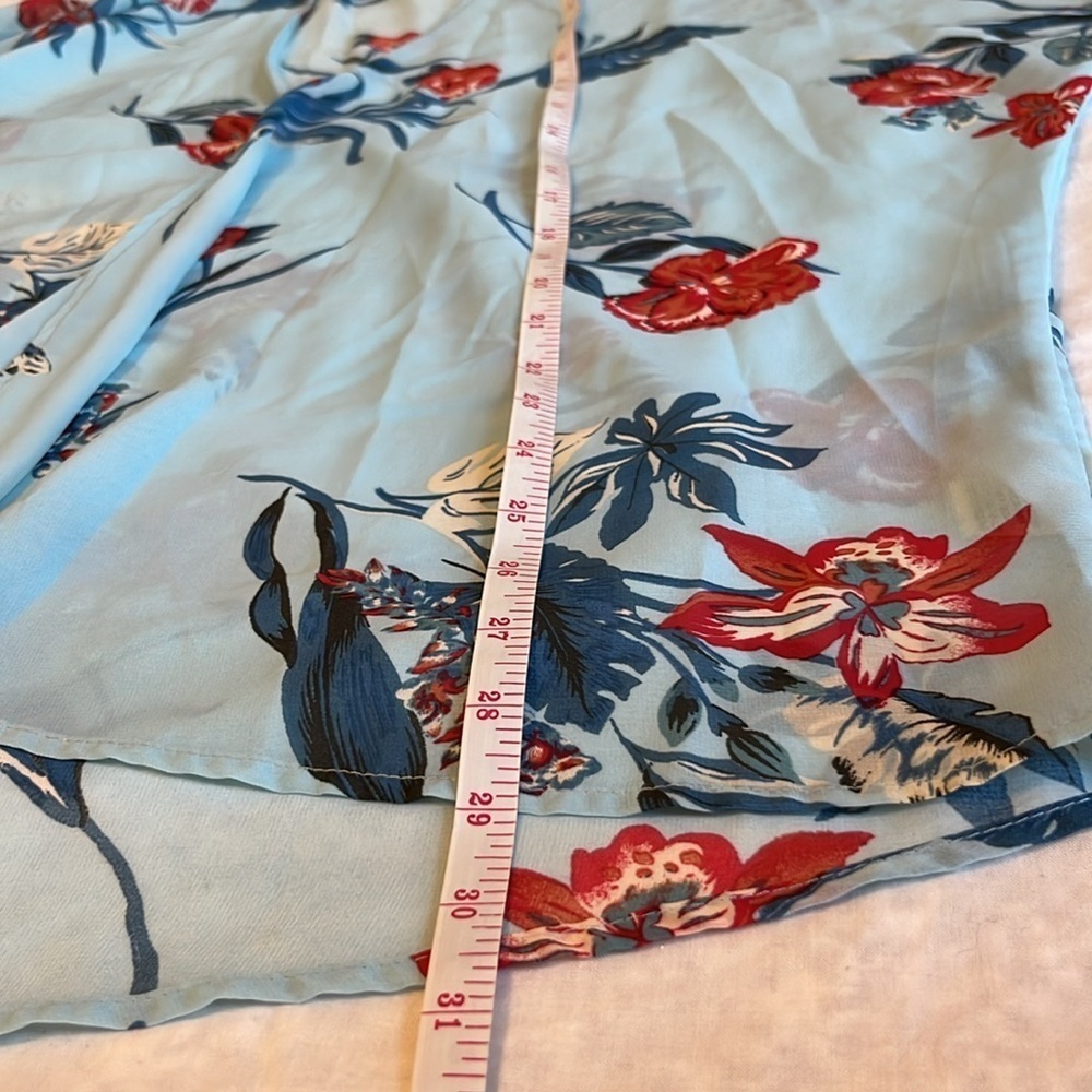 Liberty Love Short Floral Kimono - Picture 9 of 9